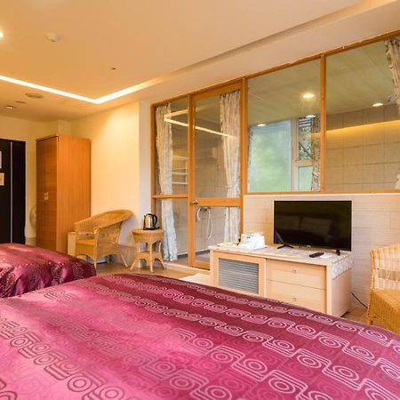Crystal Hotel Nhân Ái Ngoại thất bức ảnh