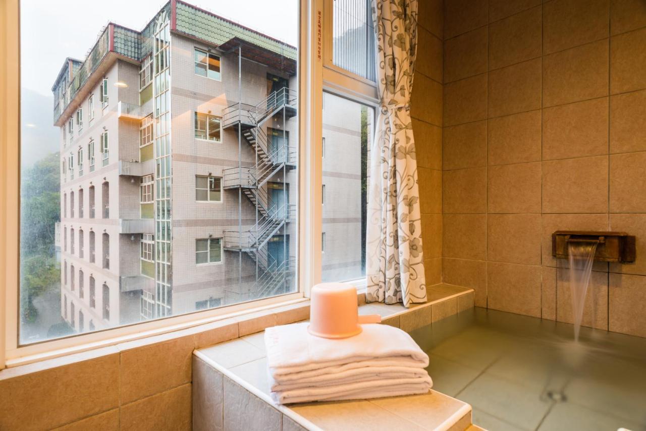 Crystal Hotel Nhân Ái Ngoại thất bức ảnh