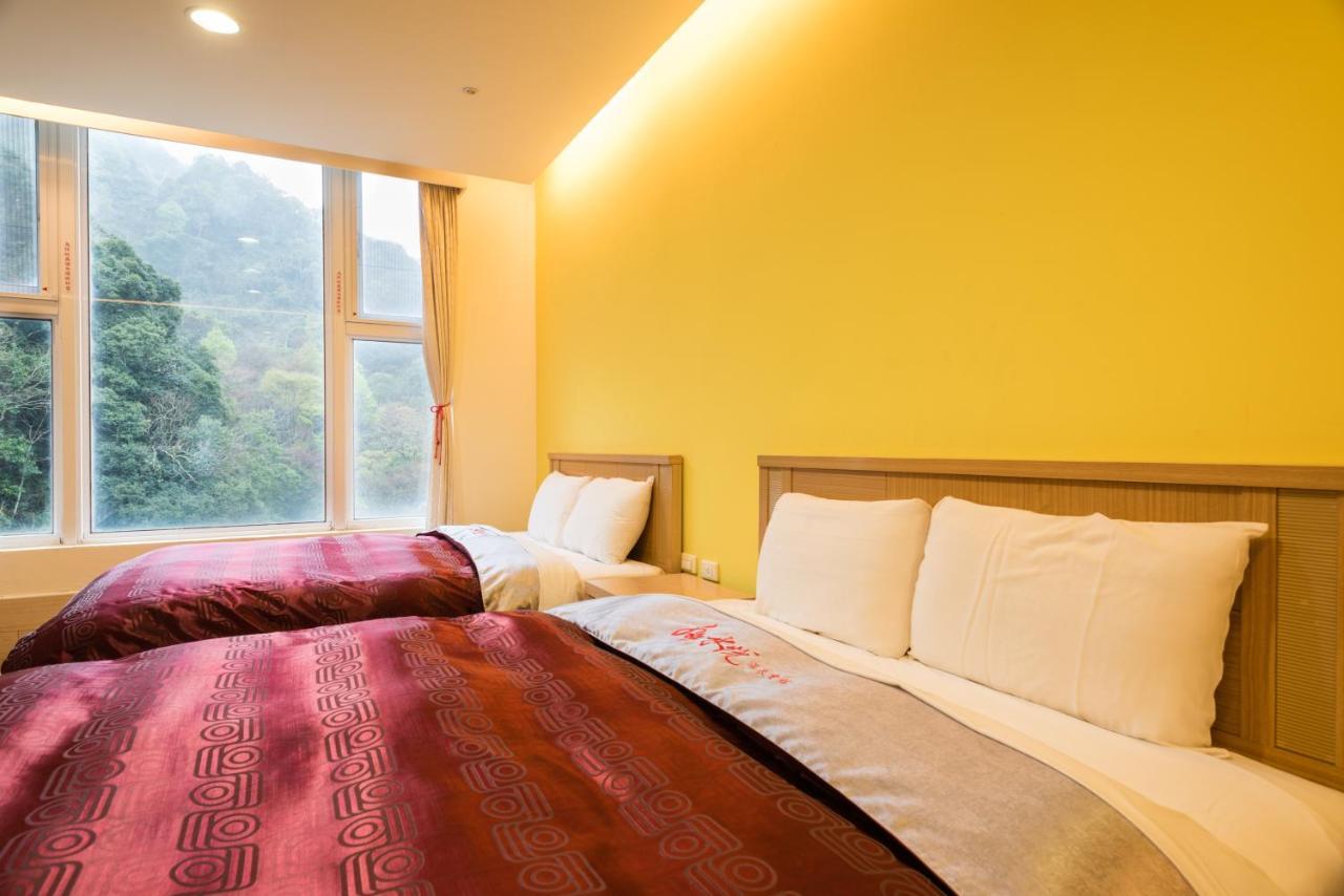 Crystal Hotel Nhân Ái Ngoại thất bức ảnh